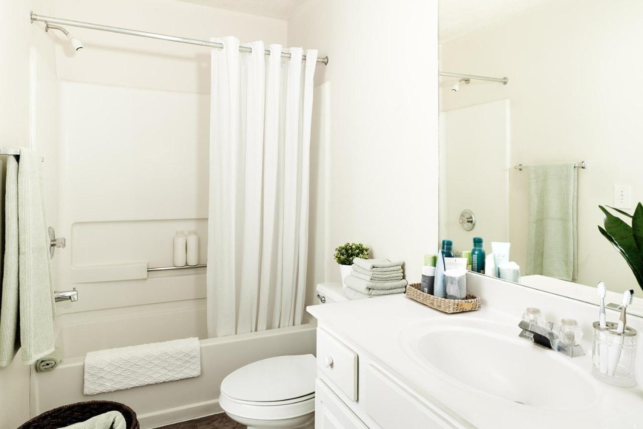 Intown Suites Extended Stay Louisville Ky - Airport Екстер'єр фото